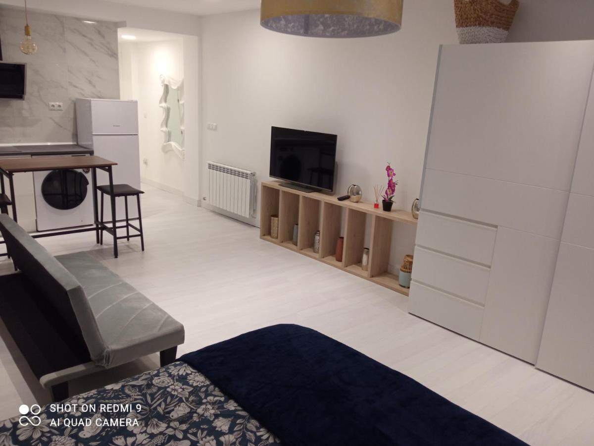 Stunning Big Studio Logrono'S Old Town Apartamento Exterior foto